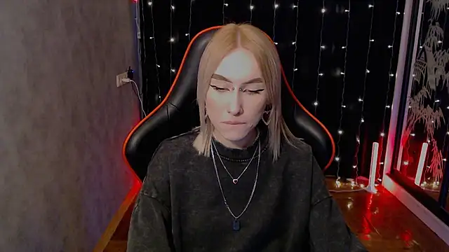 crybambi online show from February 4, 5:35 am