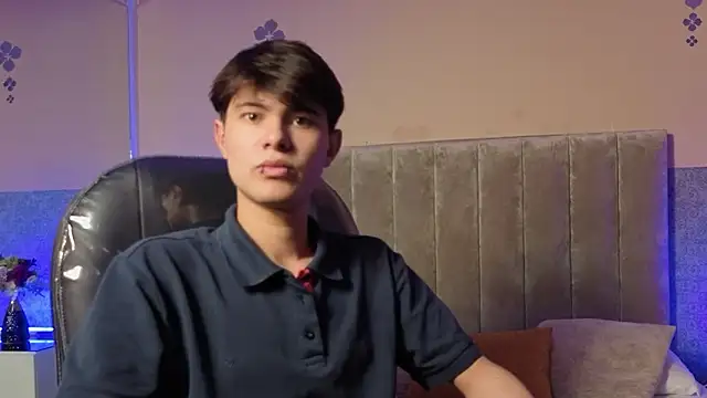 Derek Sinn online show from February 28, 7:48 pm