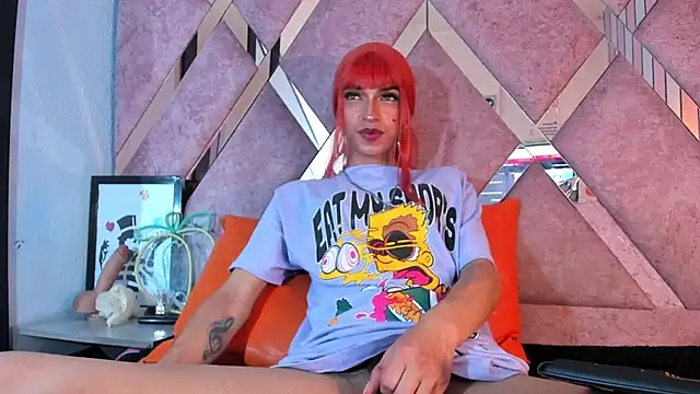 MeghanQueen   online show from May 2, 5:34 am