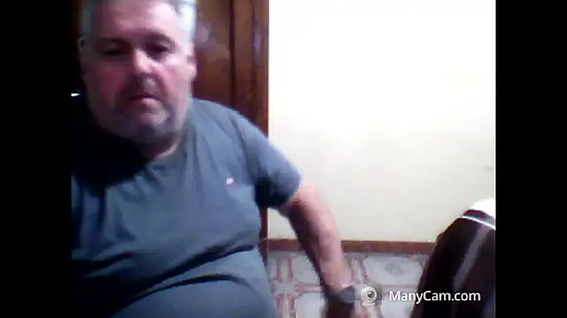 Snapshot of swichcassanesi chatting on March 16, 8:46 pm swichcassanesi online show from March 16, 8:46 pm