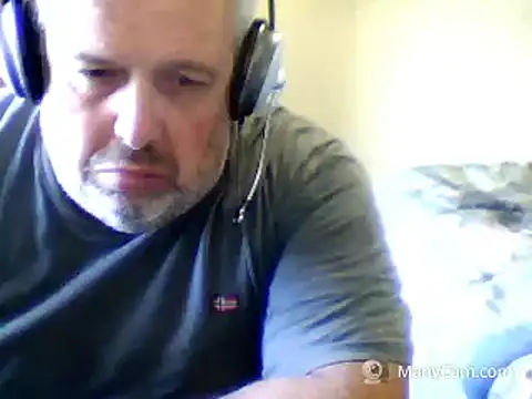 Snapshot of swichcassanesi chatting on May 22, 12:44 pm swichcassanesi online show from May 22, 12:44 pm