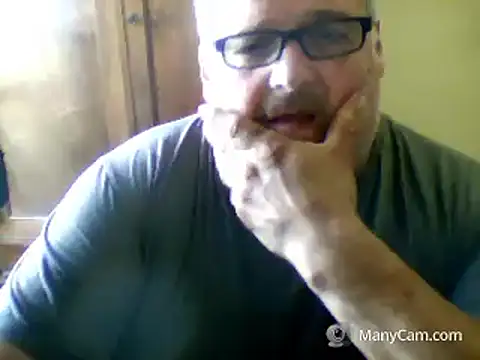 Snapshot of swichcassanesi chatting on June 3, 12:52 pm swichcassanesi online show from June 3, 12:52 pm