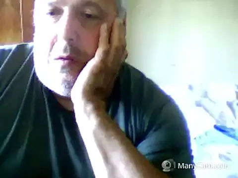 Snapshot of swichcassanesi chatting on June 7, 12:31 pm swichcassanesi online show from June 7, 12:31 pm
