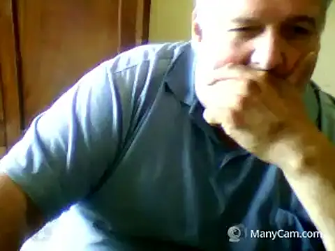 Snapshot of swichcassanesi chatting on June 9, 12:28 pm swichcassanesi online show from June 9, 12:28 pm