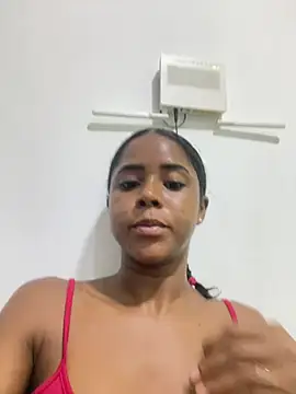 LIA PARKERR online show from May 25, 1:22 am