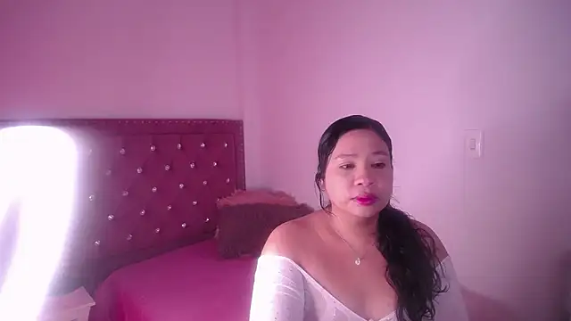 miafuegolatino online show from June 12, 3:05 am