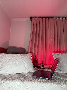 kloe  t18 online show from February 28, 5:14 pm