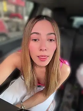 Snapshot of kloe__t18 chatting on June 24, 5:56 pm kloe t18 online show from June 24, 5:56 pm