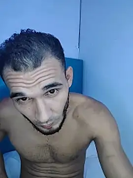 junior men22 online show from March 11, 3:18 pm