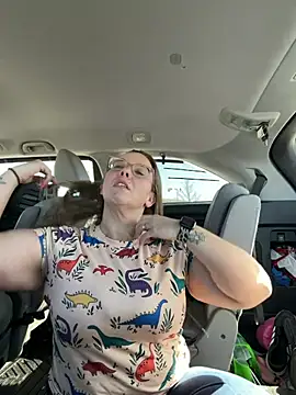 lickablelynn87 online show from March 9, 4:33 pm