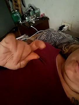 Snapshot of tuhardsexy chatting on May 5, 12:57 pm tuhardsexy online show from May 5, 12:57 pm