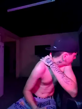 Snapshot of sableye21 chatting on April 1, 5:30 am sableye21 online show from April 1, 5:30 am