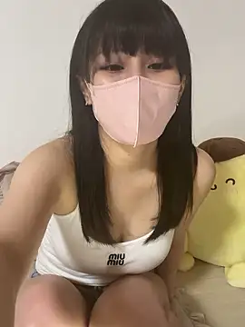 Snapshot of Mitsuki__jp chatting on June 18, 10:19 am Mitsuki jp online show from June 18, 10:19 am