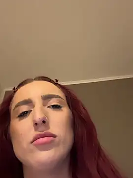 CrystalRedd online show from May 11, 5:43 pm