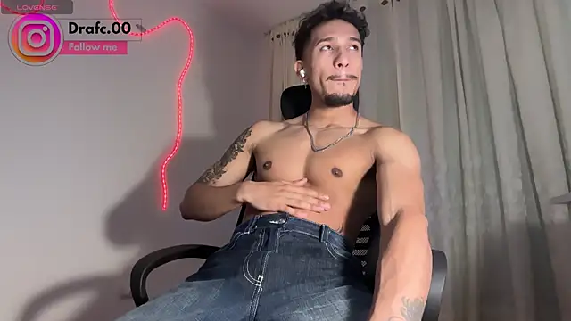 rafael stone11 online show from May 3, 3:01 am
