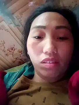 hot-luna- online show from February 21, 8:15 am