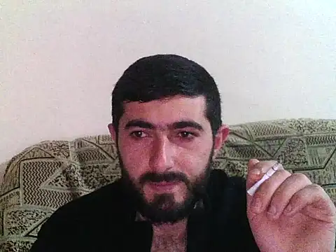 Snapshot of vgrr45534a chatting on March 9, 3:21 am vgrr45534a online show from March 9, 3:21 am