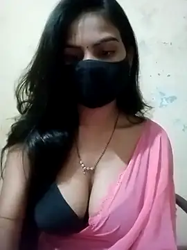 Snapshot of BomBabe chatting on April 28, 2:11 pm BomBabe online show from April 28, 2:11 pm