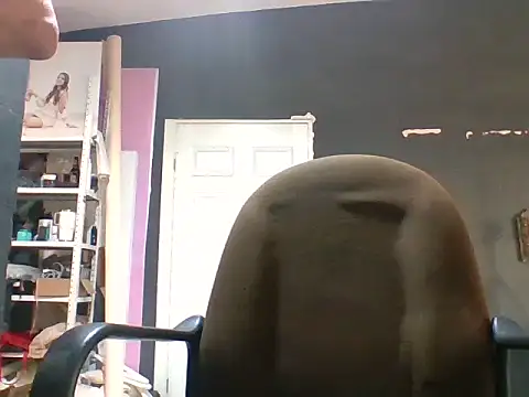 Snapshot of Yankoloco92 chatting on June 3, 12:41 pm Yankoloco92 online show from June 3, 12:41 pm