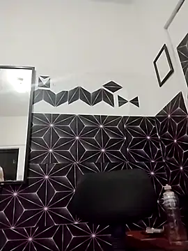 amairany27 online show from March 9, 5:33 am