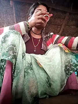 Hotty raghni online show from February 1, 3:49 am