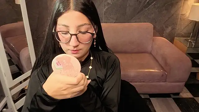 Sophie jones b online show from February 18, 12:34 pm