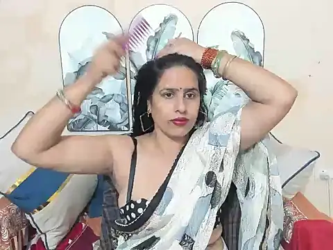 Snapshot of sara_conorr chatting on June 15, 4:15 am sara conorr online show from June 15, 4:15 am