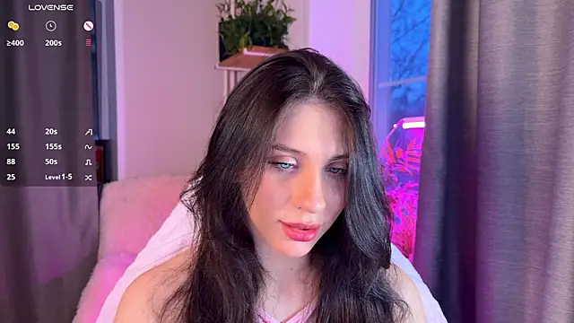 Snapshot of lunawho chatting on March 8, 3:54 am lunawho online show from March 8, 3:54 am