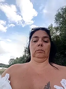 pulpeuse64 online show from July 1, 4:29 pm