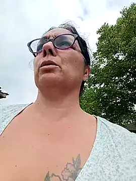 pulpeuse64 online show from July 30, 1:54 pm
