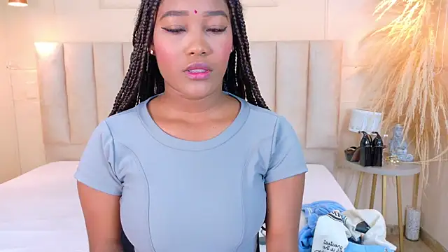 Snapshot of JosselynBrown chatting on July 11, 11:02 am JosselynBrown online show from July 11, 11:02 am