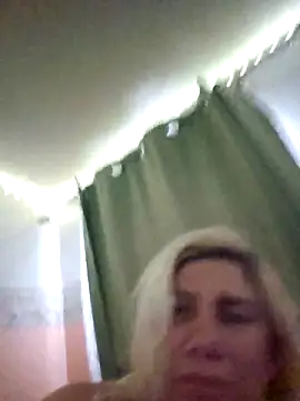 Icequeen1981 online show from March 13, 6:14 pm