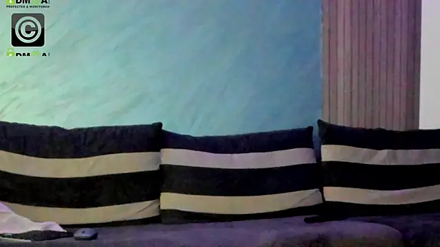 Snapshot of CindyTail chatting on June 8, 7:58 pm CindyTail online show from June 8, 7:58 pm