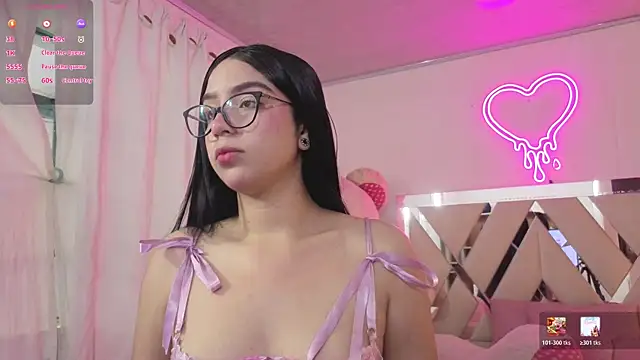 Snapshot of MILAH_TAY chatting on May 19, 11:49 am MILAH TAY online show from May 19, 11:49 am