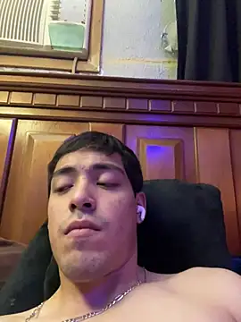 Snapshot of Tupapi696969q chatting on March 31, 7:09 am Tupapi696969q online show from March 31, 7:09 am