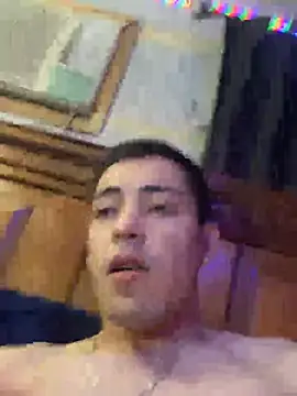 Snapshot of Tupapi696969q chatting on June 1, 4:14 am Tupapi696969q online show from June 1, 4:14 am