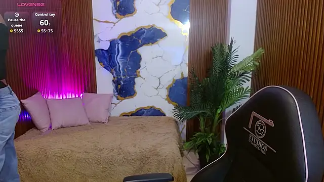 Athenaa tay online show from February 9, 11:47 am