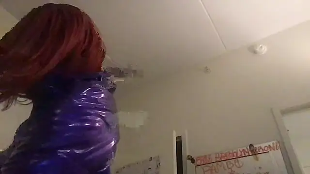 Snapshot of frenchiego chatting on March 13, 2:51 am frenchiego online show from March 13, 2:51 am