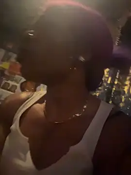 frenchiego online show from May 14, 1:56 am