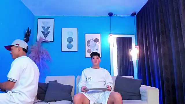 KingOfHeavens 2 online show from March 6, 8:05 pm