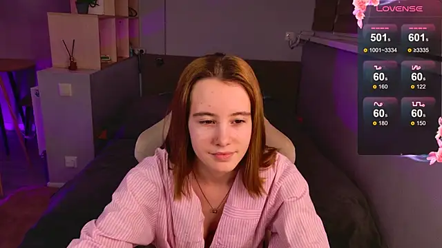 Snapshot of Caeliaa chatting on February 14, 6:26 pm Caeliaa online show from February 14, 6:26 pm