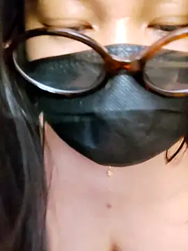 mini27mimi online show from May 7, 7:08 pm