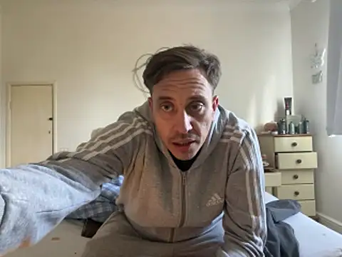 Snapshot of malcolm2334 chatting on April 12, 2:22 pm malcolm2334 online show from April 12, 2:22 pm