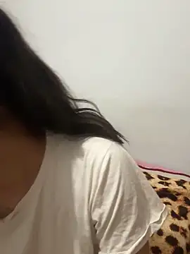 Snapshot of madison90 chatting on May 1, 3:33 am madison90 online show from May 1, 3:33 am