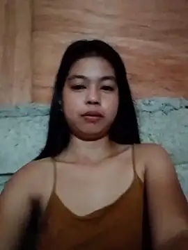 Snapshot of Heavens_night04 chatting on May 15, 12:39 am Heavens night04 online show from May 15, 12:39 am