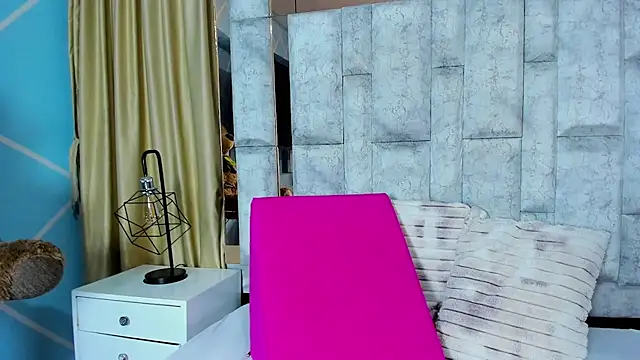 Snapshot of amy_noa chatting on June 13, 3:37 am amy noa online show from June 13, 3:37 am