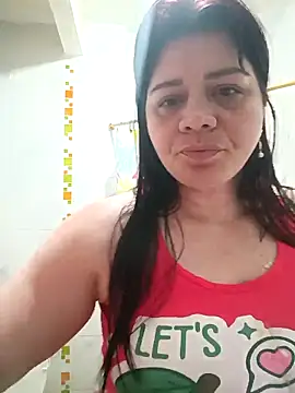 Snapshot of Erica__brooks chatting on May 8, 11:54 pm Erica brooks online show from May 8, 11:54 pm