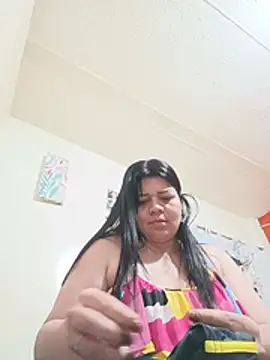 Snapshot of Erica__brooks chatting on May 17, 10:39 pm Erica brooks online show from May 17, 10:39 pm