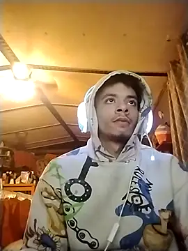 spooky425hd online show from February 26, 7:18 am