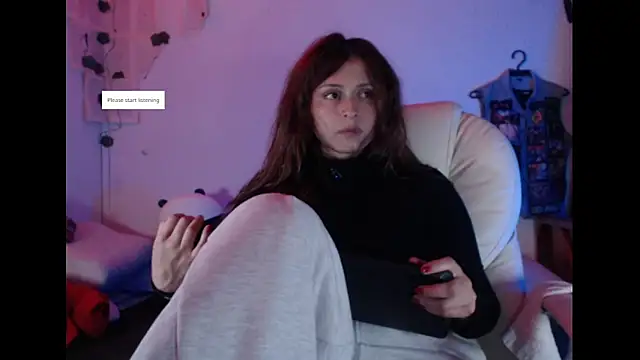 Snapshot of Lametaleralatina chatting on May 10, 11:10 pm Lametaleralatina online show from May 10, 11:10 pm